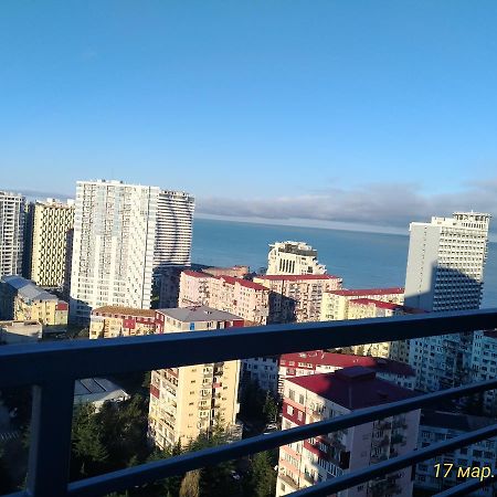 Mariamis Hous Apartamento Batumi Exterior foto
