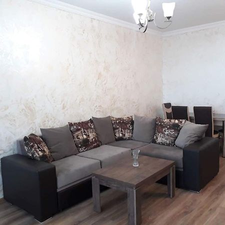 Mariamis Hous Apartamento Batumi Exterior foto