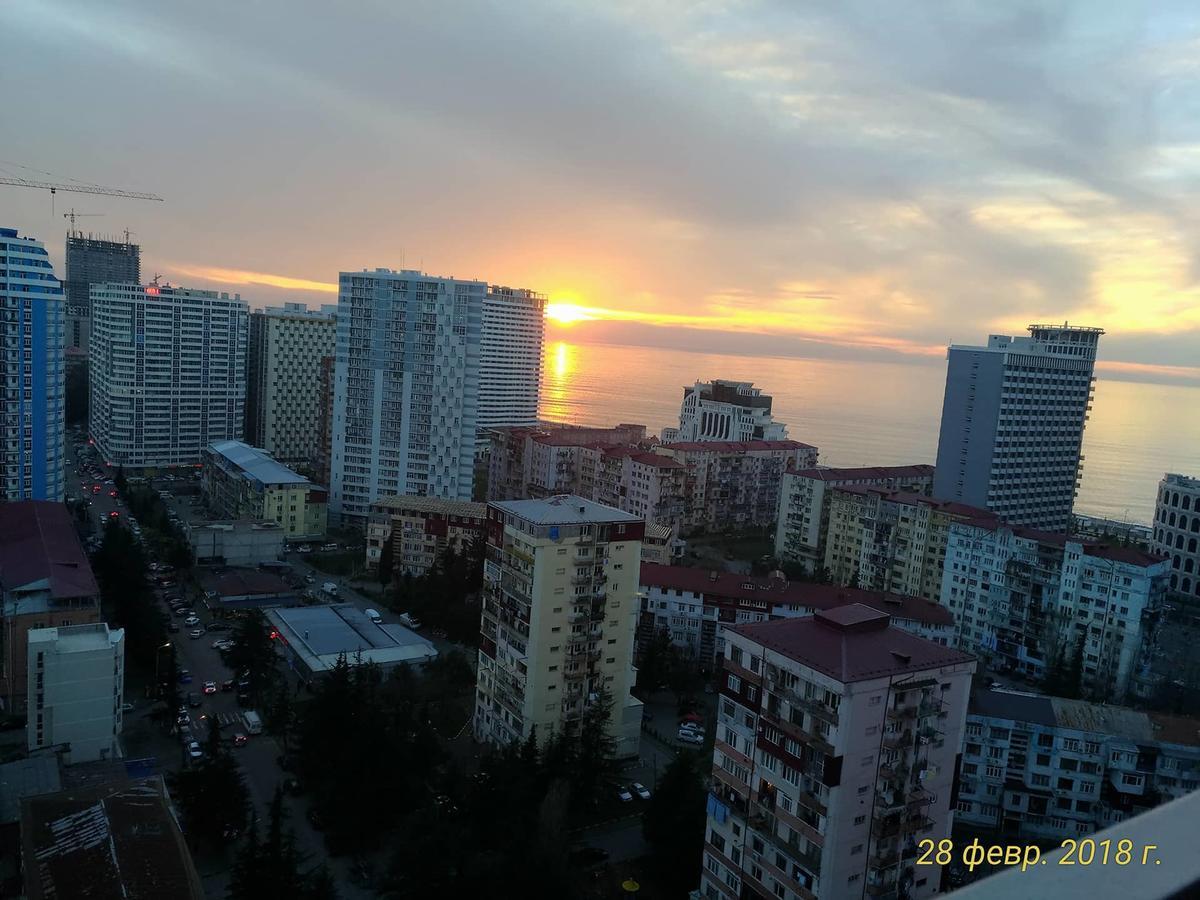 Mariamis Hous Apartamento Batumi Exterior foto