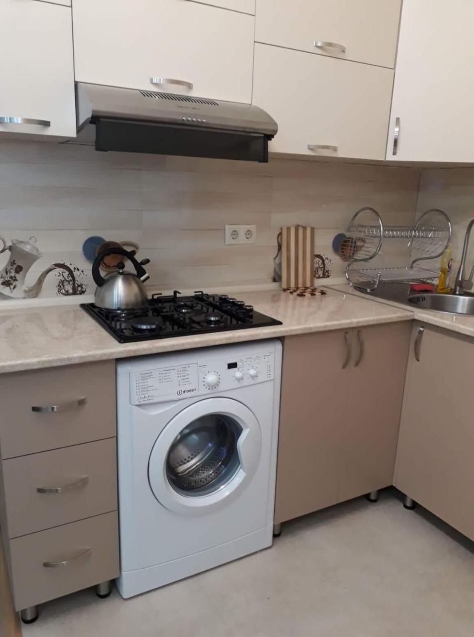 Mariamis Hous Apartamento Batumi Exterior foto